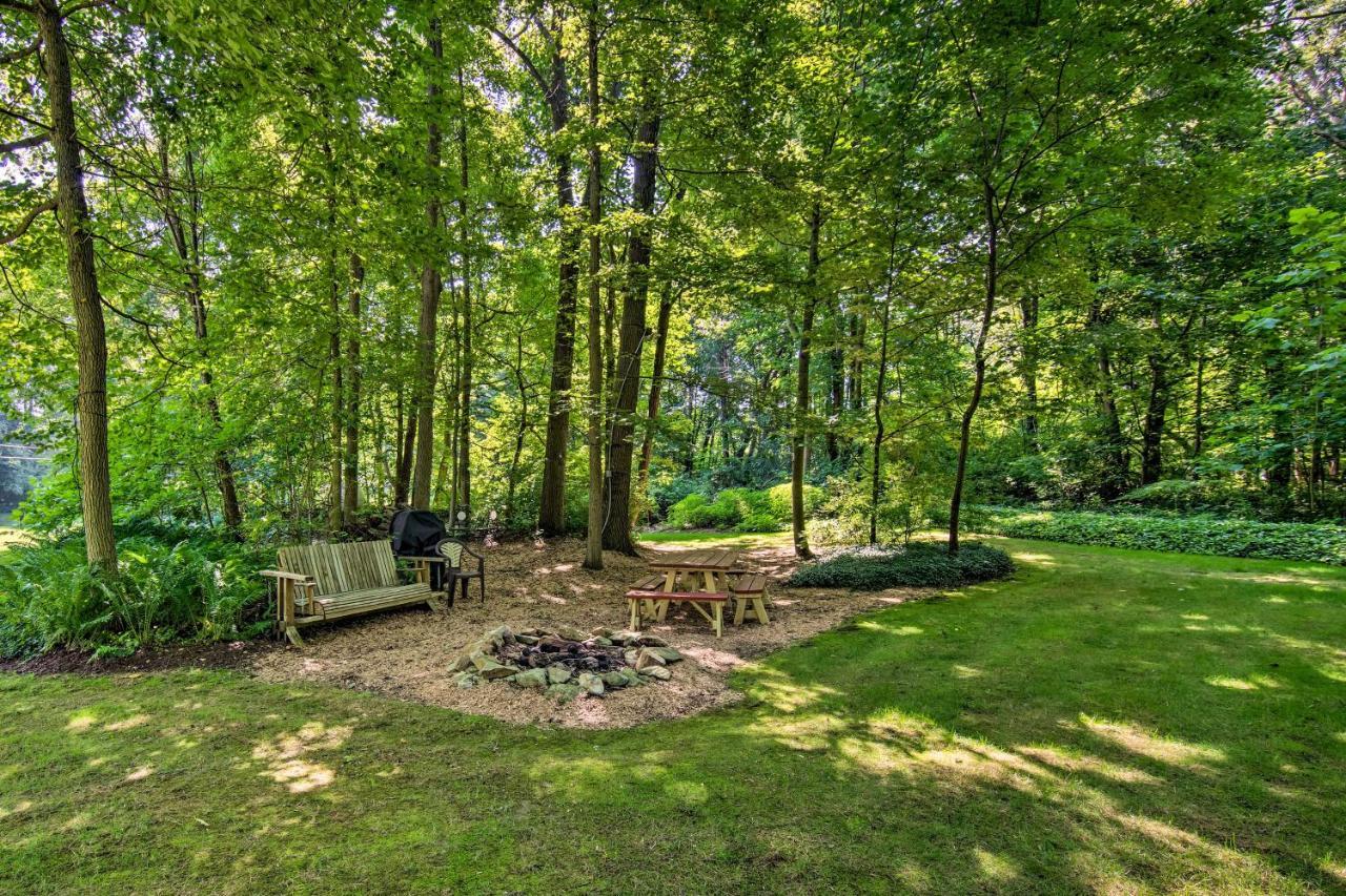 Cozy Garden Room In Welsh Mountain Suites! New Holland Exterior foto